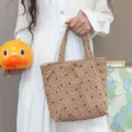 Khakifarbene Cord Handtasche mit Blumenmuster, retro Freizeittasche mit kurzen Henkeln. - Khaki Floral