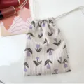 Kordelzug-Aufbewahrungstasche aus Kord mit lila Tulpenprint, tragbare Kosmetik-Staubtasche. - 14cmx16cm / Tulpenlila
