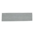 Gros plan sur le détail du bandeau de yoga en coton stretch gris, texture douce et maintien souple. - Gris Chiné Clair