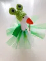 Sombrero de rana de ganchillo hecho a mano tutu verde clip de ganso blanco decoración de escritorio - Juego de Ranas