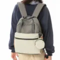 Sac à dos de voyage décontracté en nylon minimaliste, petit sac compact pour le travail quotidien. - Gris Foncé Avec Blanc