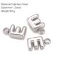 Roestvrij staal letter E bedel hanger, minimalistische DIY sieraden accessoire, duurzaam. - E-1