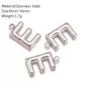 Ciondolo lettera E in acciaio inossidabile, accossorio per gioielli fai da te, 9x16mm - Ciondolo Lettera E / Argento