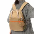 Sac à dos de voyage compact en nylon, variante beige à carreaux avec une petite pochette. - Kaki et Vert