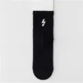 Schwarze Herren-Mittelsocken mit weißem Blitz-Stickmuster, stylische Baumwollsocken. - Einheitsgröße / Schwarz