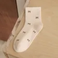 Beige χαριτωμένες βαμβακερές κάλτσες μεσαίου σωλήνα με σχέδιο φιόγκος για γυναίκες, μαλακές. - Γυναικείο Μέγεθος 35-39 / Φιόγκος