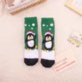 Chaussettes de Noël duveteuses vertes pour femmes, jolies chaussettes d'hiver chaudes pingouin - Taille unique / Pingouin Mignon