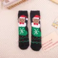 Chaussettes de Noël en molleton noir douillet pour femmes avec adorable ours et imprimé festif. - Taille unique / Bonhomme de pain d'épices curcuma