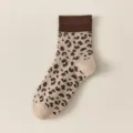 Braune Leo-Muster Wadensocken für Damen, Retro Baumwolle Strick Socken für den Alltag. - Damen 35-39 / Leopardenprint