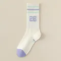 Damen sportliche Mittelsocken Baumwolle gestreift mit Nummer 26 Muster bequem und stilvoll - Einheitsgröße / Beige