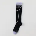 Schwarze lila Yogasocken, rutschfeste Pilates Fitness Wadenstrümpfe, sportliche lange Socken. - Einheitsgröße / Schwarz