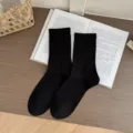 Chaussettes mi-mollet noires pour hommes en coton, respirantes et confortables pour le bureau. - Taille unique / Noir