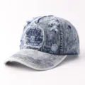 Cappellino da baseball in denim slavato vintage stile vissuto per uomo e donna blu - Regolabile / Brooklyn Denim Distressed-Blu Chiaro