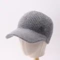 Gorra de béisbol de punto gris con letra M de diamantes de imitación brillante otoño invierno. - Ajustable / Visera sin Corona con Logo M / Gris