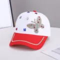 Gorra de beisbol con mariposa de diamantes de imitacion para mujer casual rojo blanco - Ajustable / Mariposa Colorida / Blanco y Rojo