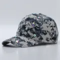 Digitale camouflage strass honkbalpet met holografische kristallen sterrenklinknagels en rand. - Verstelbaar / Grijs Blauw Camo Gradiënt Strass