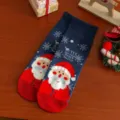 Weihnachtssocken Damen dunkelblaue Baumwollsocken mit Weihnachtsmann und festlichen Mustern. - Größe 35-39 / Marineblau Weihnachtsmann