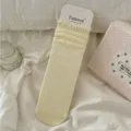 Chaussettes crew à volants jaunes cœurs mignons tricot ajouré chaussettes empilées - Taille unique / Style Rayé Jaune et Rose