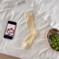 Einfarbige gelbe Wadenstrümpfe für Damen, atmungsaktive Freizeitsocken, weiche Strumpfwaren. - Damen 35-39 / Gelb
