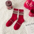 Rote Damen Wadenstrümpfe mit süßer Schleife und Retro Streifen, bequeme Winter Baumwollsocken. - Damen 35-39 / Gestreift mit Schleife
