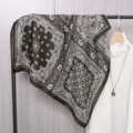 Klassieke paisley print vierkante sjaal, dikke warme vintage hoofddoek herfst winter. - 70SR-13-3