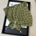 Retro paisley print triangular scarf with beaded design and chic scalloped edge for women. - Lettuce Edge Multifunctional Triangle Scarf - 47