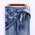 Κομψό μπλε paisley τριγωνικό μαντήλι bandana, ευέλικτο αξεσουάρ μέσης για γυναίκες. - Τριγωνικό Κασκόλ Paisley Στυλ 13