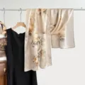 Elegantes seidenes Halstuch mit Blumenmuster für Damen, leichtes langes Tuch im Frühling. - Stil 18