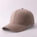 Gorra de béisbol de algodón liso caqui, visera rígida ancha, estilo minimalista. - Ajustable / Parte Superior Dura Lisa / Caqui