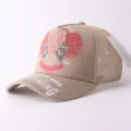 Casquette de baseball en toile kaki avec ailes de squelette brodées et visière stylée. - Réglable / Tête de dragon de feu - Kaki