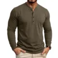 Herren Freizeit Langarm Henley Shirt mit Knöpfen, bequemes einfarbiges Baumwoll Top für Alltag. - Armeegrün