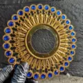 Golden Evil Eye decorative garnish for high-end sashimi and seafood plating - Gold Blue Bead Style 3