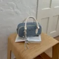 Jeans und weiße Leder Kissen Tasche, modische Damen Schultertasche und Umhängetasche. - Weiß (Mit Herzanhänger)