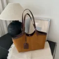 Καφέ σουέτ τσάντα tote για γυναίκες, κομψή vintage τσάντα ώμου μεγάλης χωρητικότητας. - Καφέ