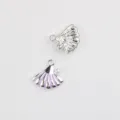 Pendentif coquillage en alliage argenté avec émail violet pour fabrication bijoux DIY. - Base Argent Violet