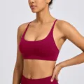Reggiseno sportivo da yoga da donna con sottili spalline incrociate, comodo per fitness e pilates. - Taglia S / Rosso