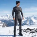 Set di intimo termico a compressione per lo sci, asciugatura rapida e traspirante. - S (40-47.5kg) / Top E Pantaloni / Grigio Scuro da Uomo