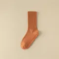 Chaussettes de yoga antidérapantes marron caramel pour femmes, chaussettes pilates et fitness. - Taille 36-41 / Rouge Brique