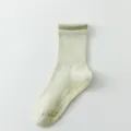 Chaussettes de yoga vert clair antidérapantes pour femmes, chaussettes pilates en coton. - Taille 36-41 / Vert clair