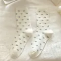 Japanische Spitzenbesatz Damen Socken weiß Retro Herzmuster Baumwolle Mid Tube Prinzessin - Einheitsgröße / Herz