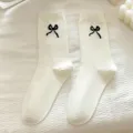 Weiße Socken mit schwarzer Schleife süßer japanischer Stil Spitze Baumwollsocken Variante - Einheitsgröße / Schleife