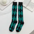 Chaussettes hautes à motifs losanges noir et vert, style collège en coton doux pour femme. - Taille unique / Bord Noir Losanges (XL511)