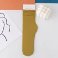Senfgelbe gerippte Slouch-Socken für Damen, mittelhohe legere Strickstrümpfe Variante. - Größe 35-42 / Matcha-Grün