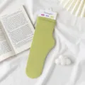 Hellgrüne gerippte Damensocken, dünne vintage Stil Wadensocken für Frühling und Sommer. - Größe 35-42 / Avocadogrün