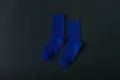 Bequeme einfarbige Damen Rippstrumpf Baumwollsocken in leuchtendem Blau für den täglichen Gebrauch. - Einheitsgröße / Saphirblau