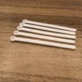 Set mit fünf weißen Mini-Messlöffeln aus Kunststoff für präzise Dosierung von Pulver - 0.025ml Runder Boden
