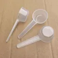 Set mit drei langlebigen lichtdurchlässigen Messlöffeln für Milchpulver und Salz - 15g Abgeschrägter Transparenter Löffel