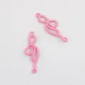 Colgante conector de lazo rosa de aleacion para pulseras collares y pendientes hechos a mano. - Rosa rojo