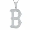 Gros plan du pendentif lettre B en argent sterling S925 moissanite bijou hip hop détail - Pendentif Moissanite Lettre B Sans Chaîne