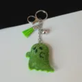 Funkelnder grüner Strass-Geister-Schlüsselanhänger mit Quaste für Halloween-Geschenke - Grüne Quaste Stil